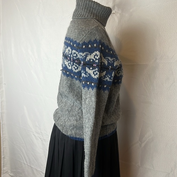 Carroll Reed Wool Fair Isle Turtleneck Knit Sweater size Medium Grays and Blues - Picture 5 of 13